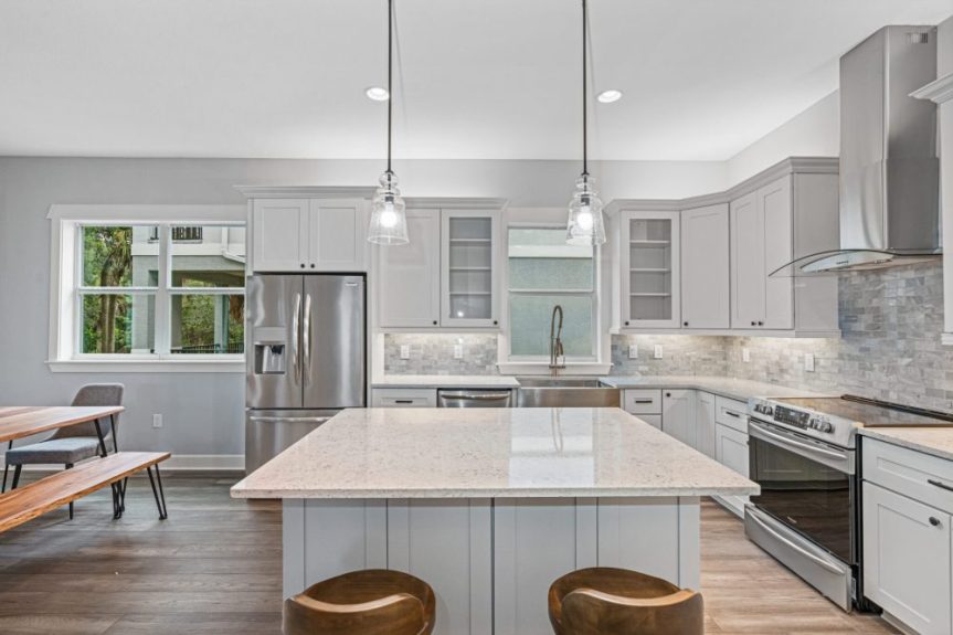 Mastering the Heart of the Home: Elegant Kitchen Tips & Clever Culinary&nbsp;Hacks